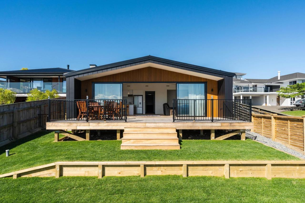 Lakeview Terrace - Taupo Holiday Home Exteriör bild
