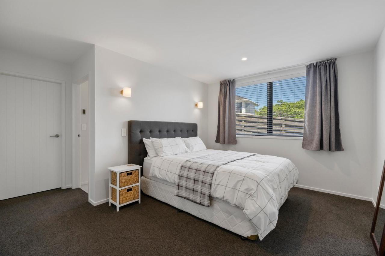 Lakeview Terrace - Taupo Holiday Home Exteriör bild